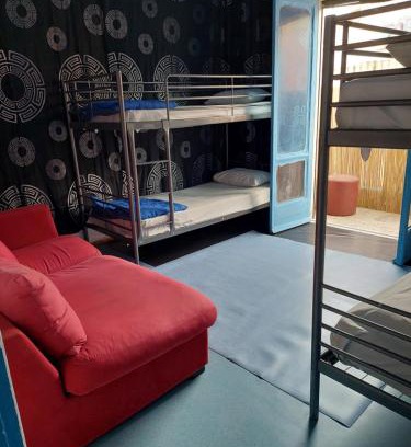 Thissio Apartment | Acropolis VIEW share apartment 1 minute from thissio metro stop