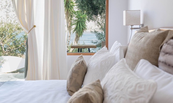Limni Vouliagmenis Apartment | Agrambeli Apartments at Heraion Lagoon