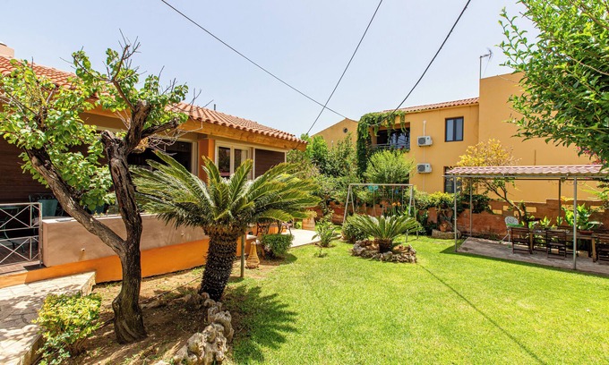 Daratsos Villa | Anna's Sea House near to a sandy beach!