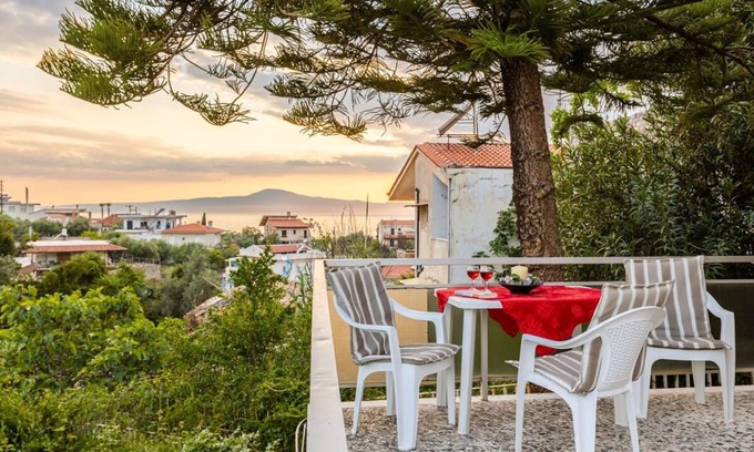 Avia Apartment | Apartment ∙ 2 bedrooms ∙ 4 guests