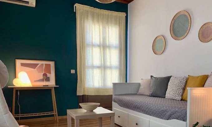 Old Town Apartment | Archontiko Theofilou with private Parking