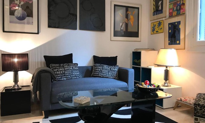 Pangrati Apartment | Artistic Designer Flat