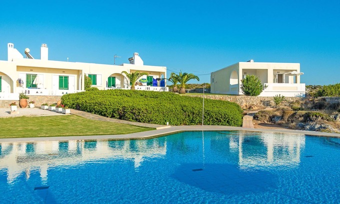 Stavros Apartment | Astonishing sunset and sea view 4