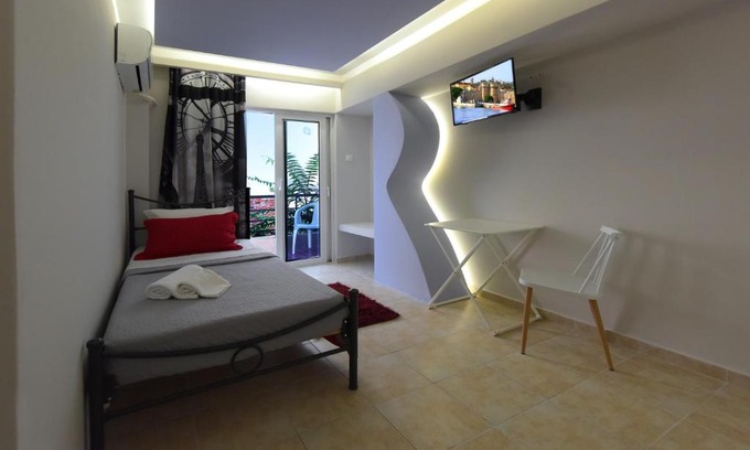 Rhodes Apartment | Astoria Studio 7, Rhodes City Center