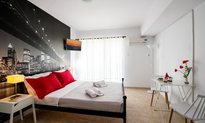 Rhodes Apartment | Astoria Studio VI, Rhodes City Center