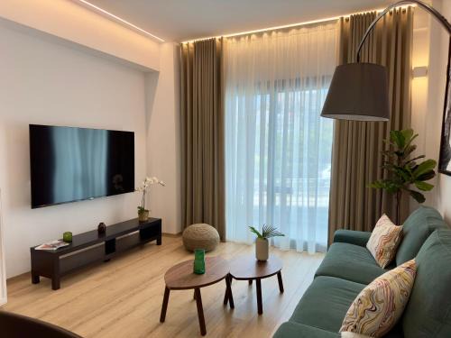 Athens Apartment | Astris Home - Lux Stay with Pool & Gym by TT