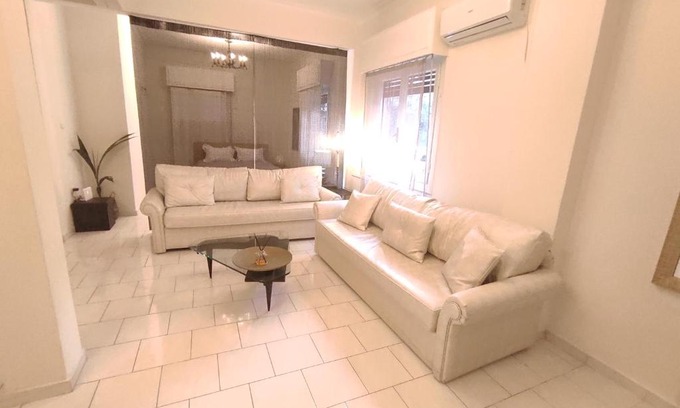 Athens Apartment | Athens Lavish Appartment