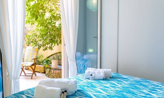 Corfu Town Apartment | Calliope Corfu apt - Lovely apartment with garden in Garitsa Bay