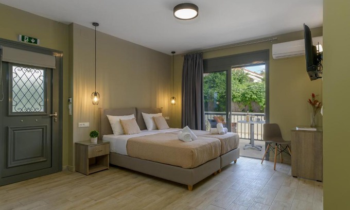 Skala Apartment | Casa De' Fiori Kefalonia