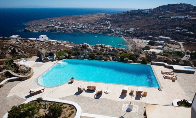 Plintri Villa | Chef included by Fantasia Villas: Paradiso Villa 16 bedrooms