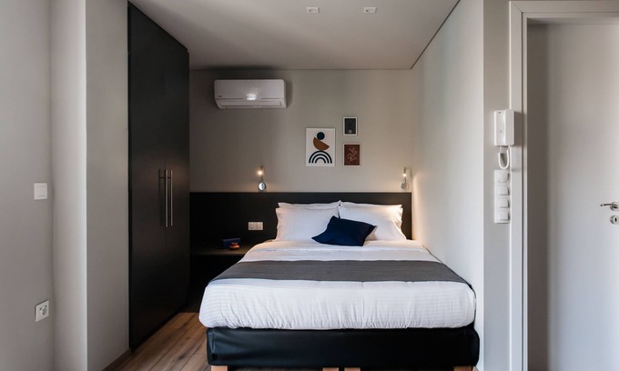 Kinosargous Apartment | Comfy 1BR Apartment at WYZ Athens