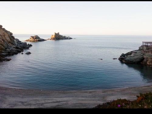 Agia Pelagia House | COSY HOUSE VERY CLOSE TO MADES BEACH