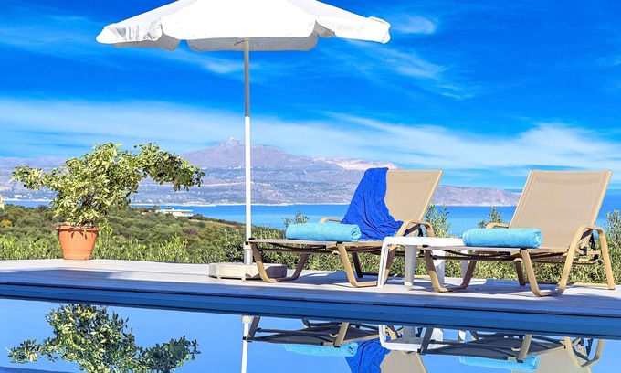 Douliana Villa | Cretan Family Villa Heated Pool