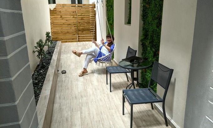 Thessaloniki City Centre Apartment | Cutest white-tower apartment with a private patio