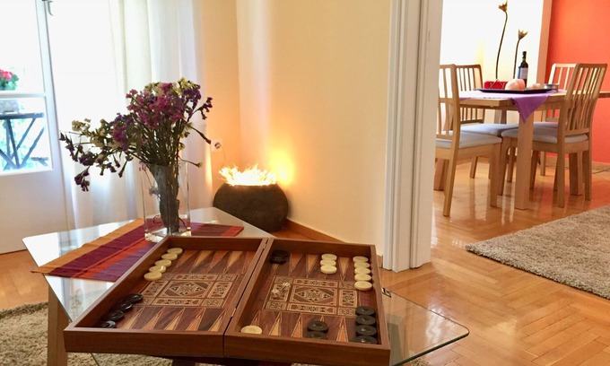 Kinosargous Apartment | ELI’s bright and spacious apartment under the Acropolis
