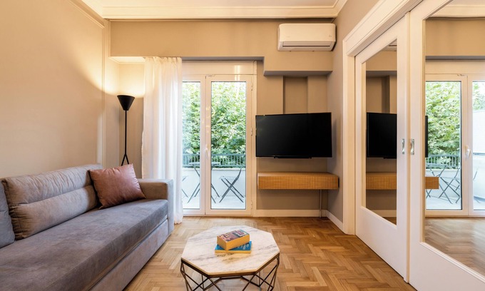 Plaka Apartment | Frinichou 18 By Athens Concept Residences