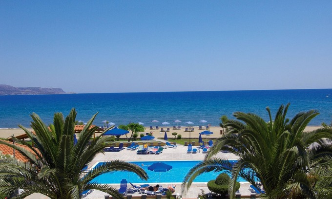 Kalyves Apartment | Galazio Kima Apartments - Bougainvillea Ground Floor Suite 5