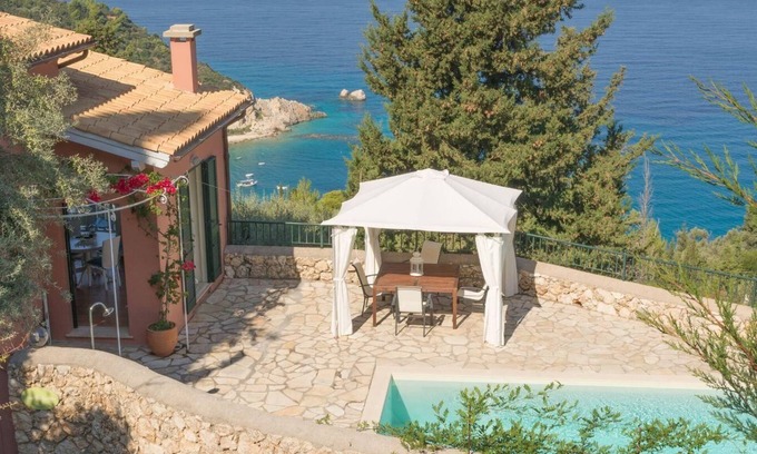 Agios Nikitas House | Holiday house Vafkeri for 1 - 6 persons with 3 bedrooms - Holiday house