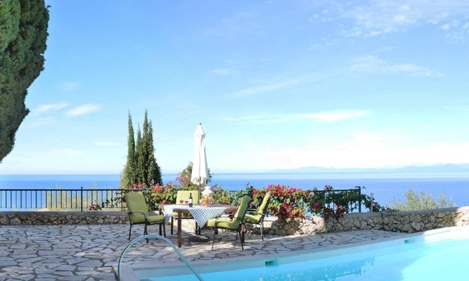 Agios Nikitas House | Holiday house Vafkeri for 1 - 6 persons with 3 bedrooms - Holiday house