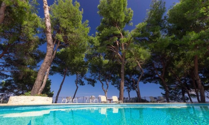 Afytos Hotel | Hotel Evripidis