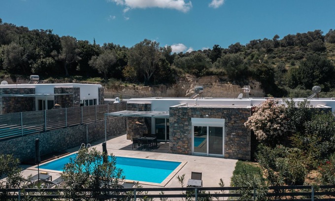 Rethymno Villa | Kalostous villa 3, Pool,Great location & Views