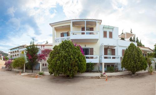Tolo Apartment | Lido Apartments Tolo