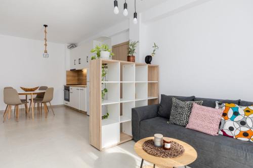 Perea Apartment | MandS Homes 4 bedrooms
