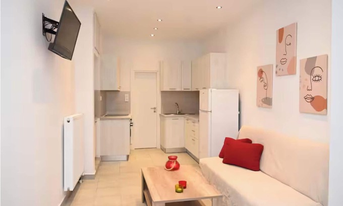 Ermoupoli Apartment | Noa Syros 1 minute away from Square + Free Parking
