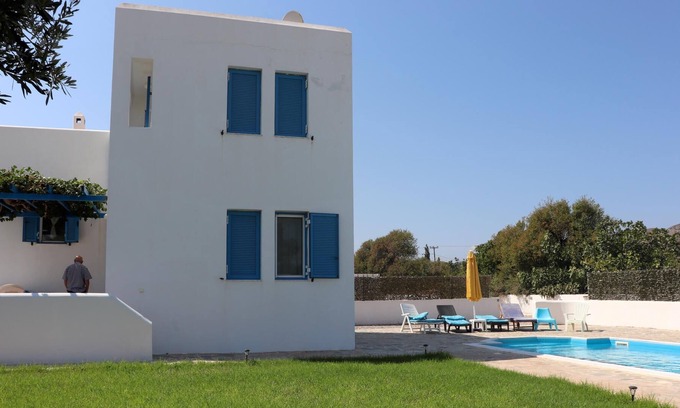 Gennadi House | Perfect vacation in a beautiful holiday house with pool, garden, wifi | Rhodos