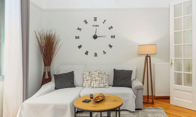 Plaka Apartment | Plaka Sofi Suite a modern and comfortable apartment in Plaka of Athens