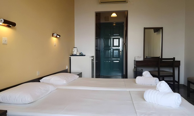 Benitses Apartment | Room 'Sea View 3' with Private Terrace, Wi-Fi and Air Conditioning