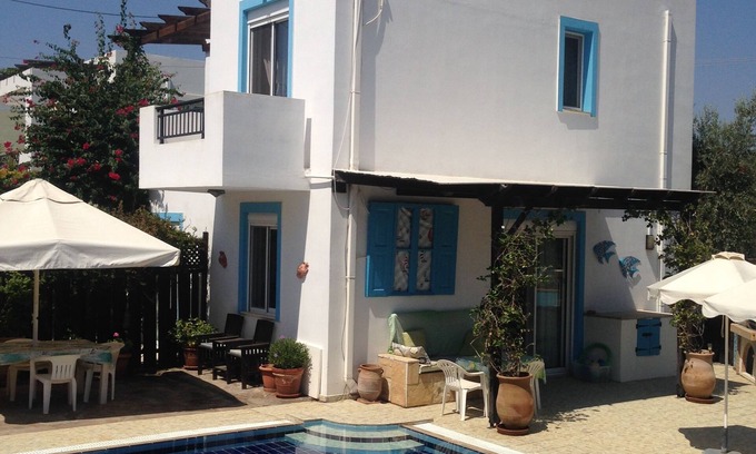 Lindos Villa | Secluded bliss : detached villa with private pool, 5 mins drive to Lindos