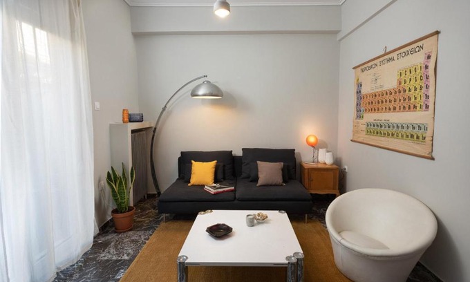 Thissio Apartment | So Athens - Stylish 2 bedroom flat