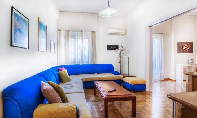 Ampelokipoi Apartment | Spacious flat near Ampelokipoi metro station