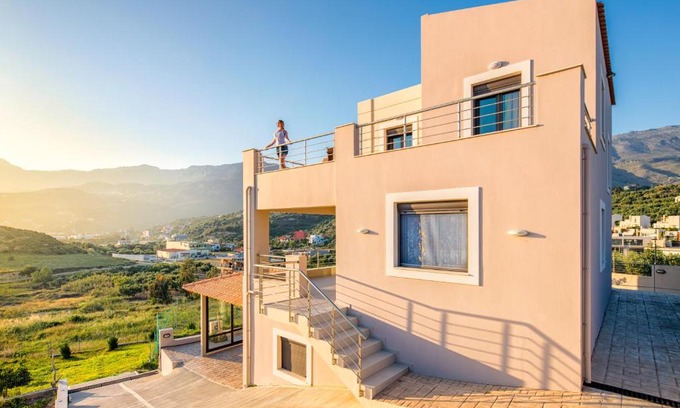 Plakias Villa | Sunflower villa