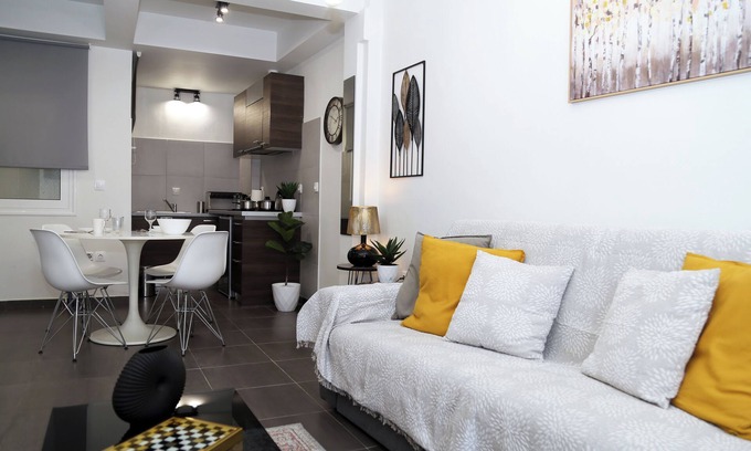 Thissio Apartment | SWEET Monastiraki House 2 - modern, vibrant, refreshing