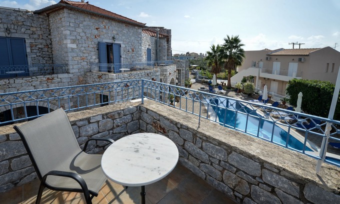 Lefktron Apartment | Taletos Apartments 250m From The Beach