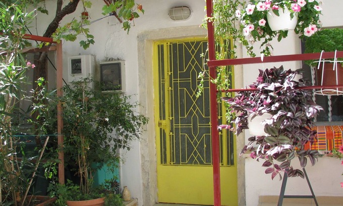 Sinarades Apartment | Traditional house Village near relax-beach Shops Country-walks near Corfu town