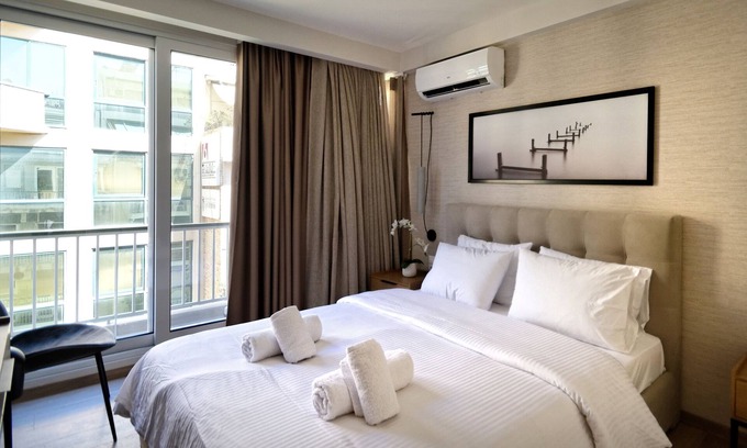 Ilisia Apartment | Urban Melodies Apartment