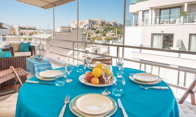 Plaka Apartment | View breathtaking in the heart of Athens