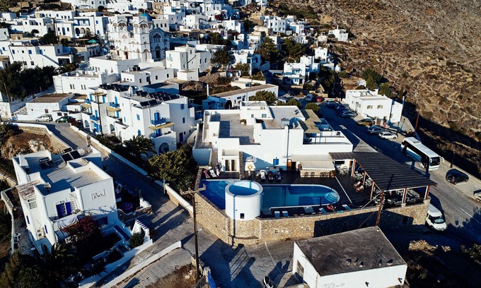 Tholaria Hotel | Vigla Hotel