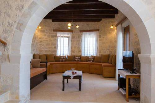 Kato Valsamonero Villa | Villa ∙ 3 bedrooms ∙ 7 guests