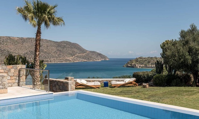 Elounda Villa | Villa ∙ 3 bedrooms ∙ 6 guests