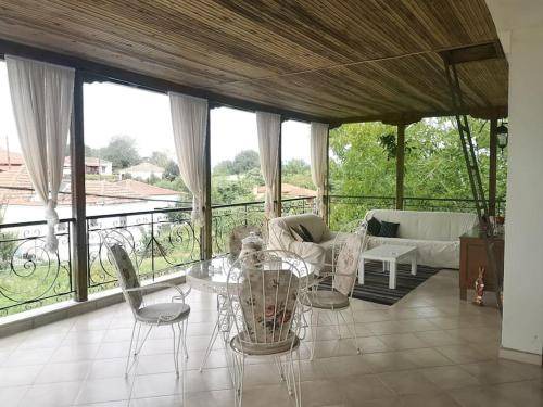 Katerini Villa | Villa ∙ 4 bedrooms ∙ 8 guests