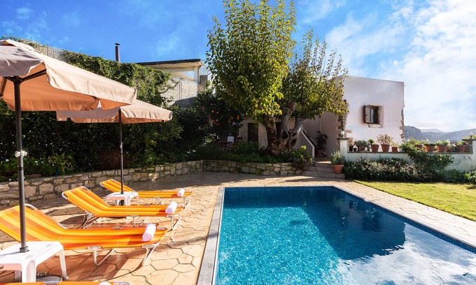 Monopari Villa | Villa Antheon - Three Bedroom Villa with Private Pool