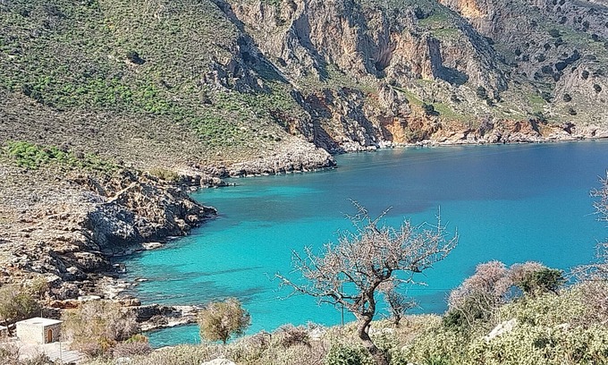 Drapanos House | Villa Free Spirit Crete- Boutique Villa with Seaview, Jacuzzi, BBQ, AC, Wifi