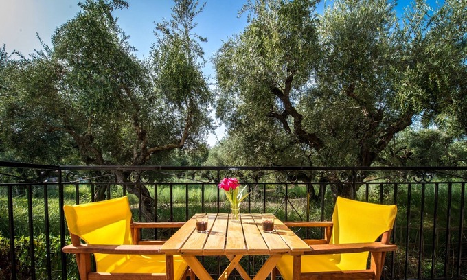 Porto Koukla Apartment | Villa Pounente - One Bedroom Apartment 2