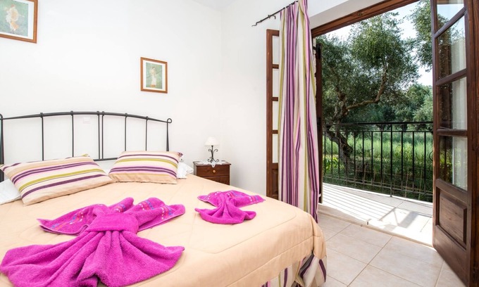 Porto Koukla House | Villa Pounente One Bedroom Apartment 3