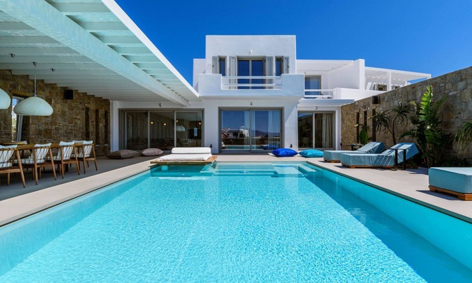 Mykonos Town Villa | Villa Utopia I by Fantasia Villas