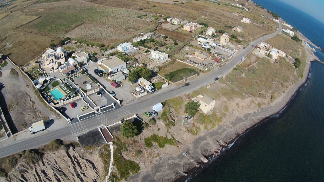 Photo of Buildings in Kamari